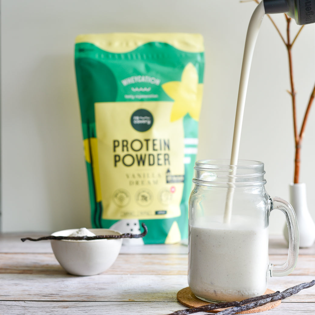 Wheycation Whey Protein Powder Vanilla Dream Swiss Whey Zubereitung