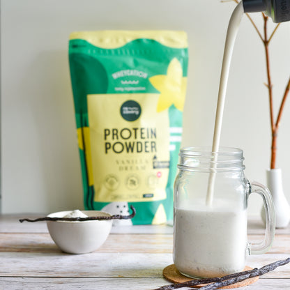 Wheycation Whey Protein Powder Vanilla Dream Swiss Whey Zubereitung
